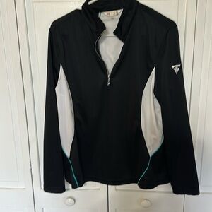 Women’s golf pull over